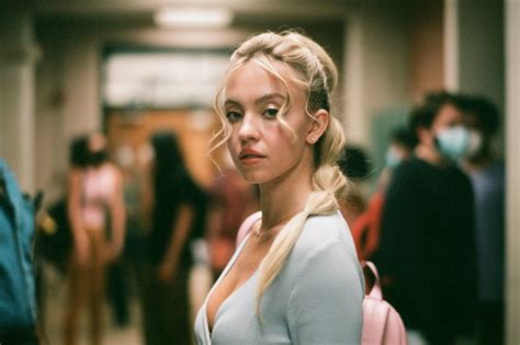 The White Lotus Nude Scenes: Does Sydney Sweeney Get。